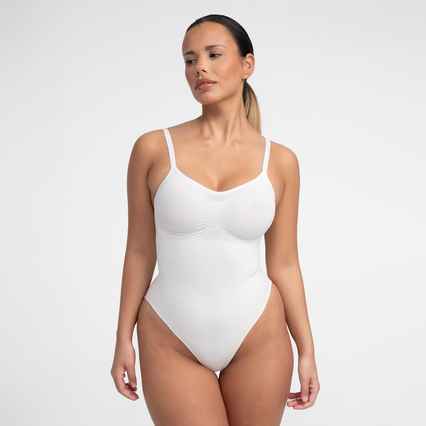<tc>Bodysuit -beeldende shapewear met touwtje</tc>
