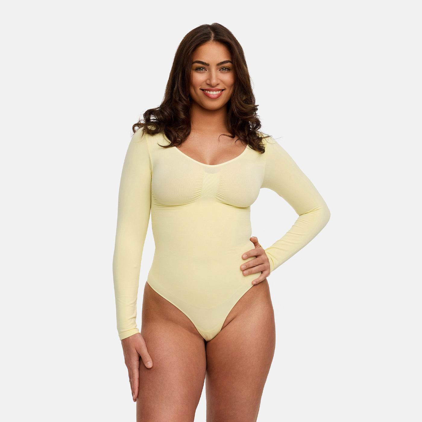 <tc>Body modellante a maniche lunghe con perizoma</tc>