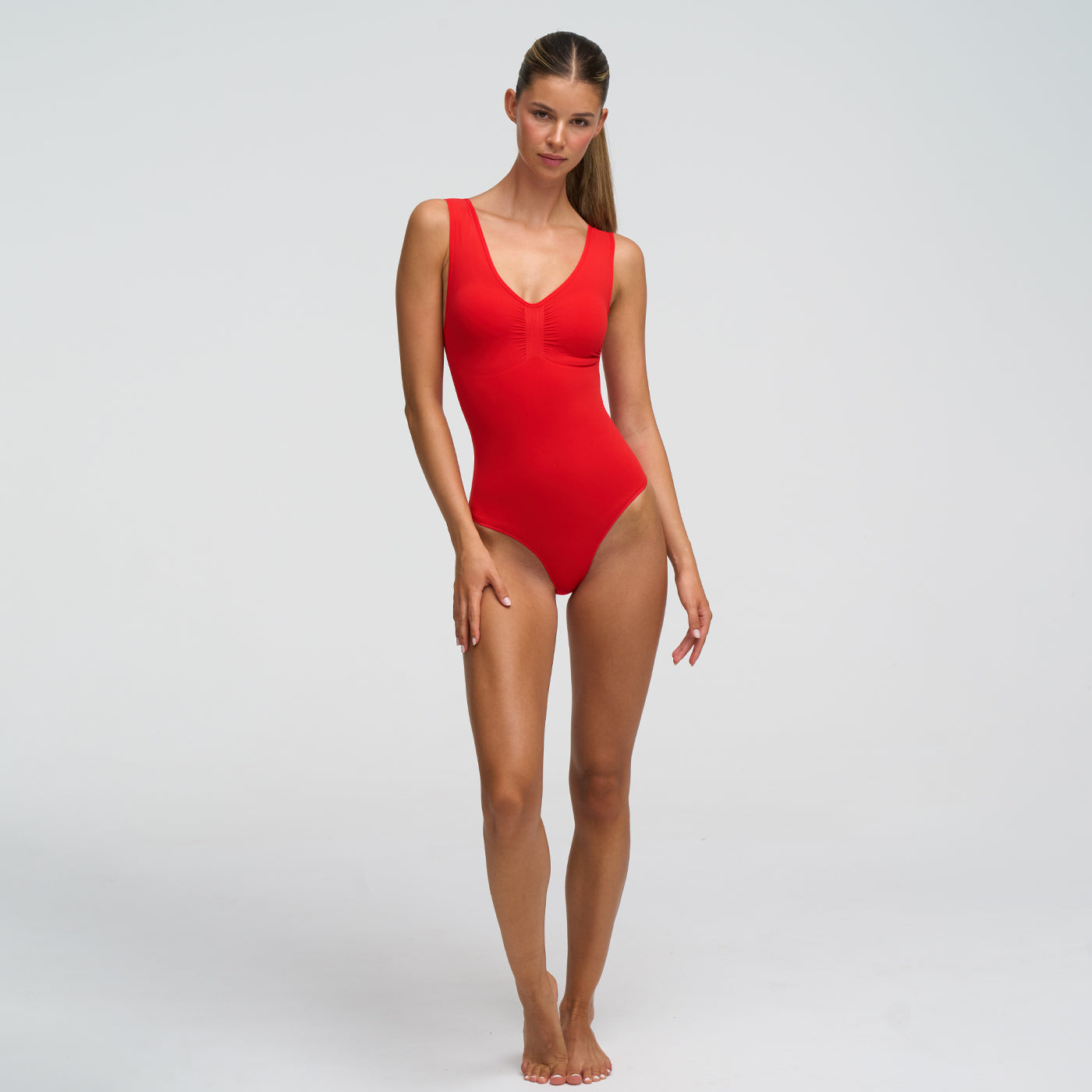 <tc>Body modellante bretelle larghe con slip</tc>
